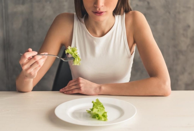 che do an eat clean bi thieu chat gay mat can doi
